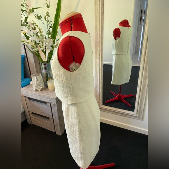 Size 6 - Classy Cream Banana Republic layered dress - Picture 7 of 13